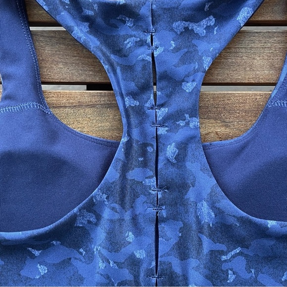 👟 DIP ~ Dark Blue Camo-Influenced Racerback Sports Bra ~ Size Medium - Picture 5 of 7